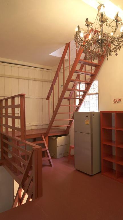 בנגקוק Tiger Lily Hostel חדר תמונה