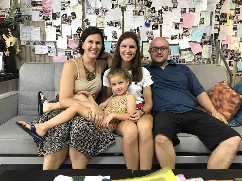 בנגקוק Tiger Lily Hostel מראה חיצוני תמונה